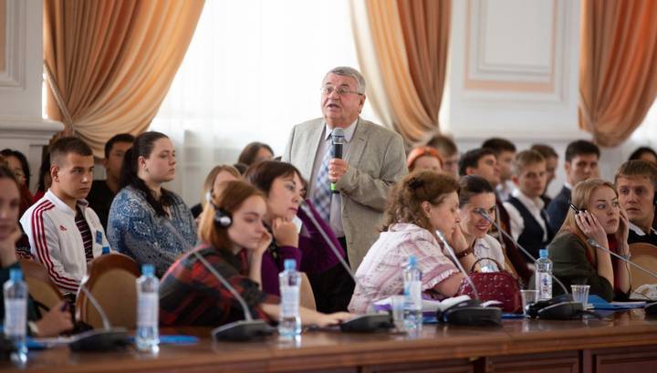 Международная конференция "Язык и культура" в Томске собрала лингвистов из 9 стран мира