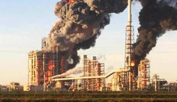 Взрыв и пожар произошли на крупном НПЗ компании Eni в Италии