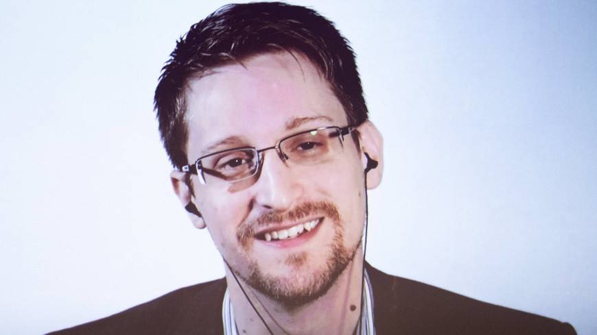 Сноуден заявил, что московская зима помогает ему сохранить анонимность