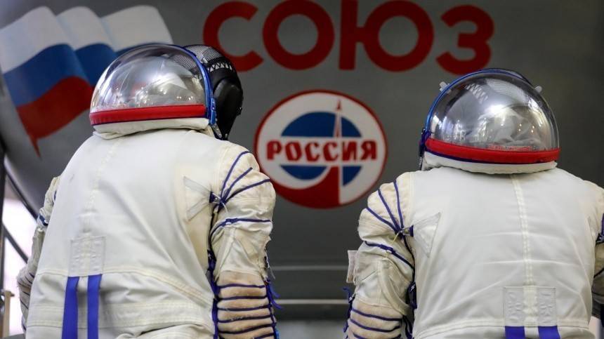 Российских космонавтов хотят вооружить пистолетами
