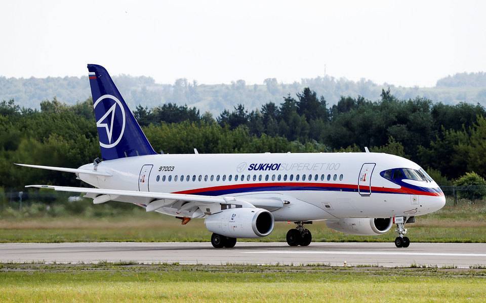 «Аэрофлот» планирует купить 22 самолета Sukhoi Superjet