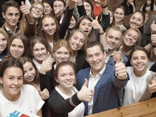 Исследование Финуниверситета: молодежь больше всего хочет уехать из Тольятти и Омска