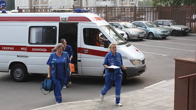 Водитель на BMW сбил пешехода в центре Москвы