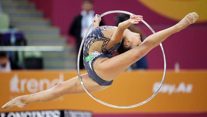 Гимнастка Селезнева выиграла чемпионат мира в упражнениях с обручем