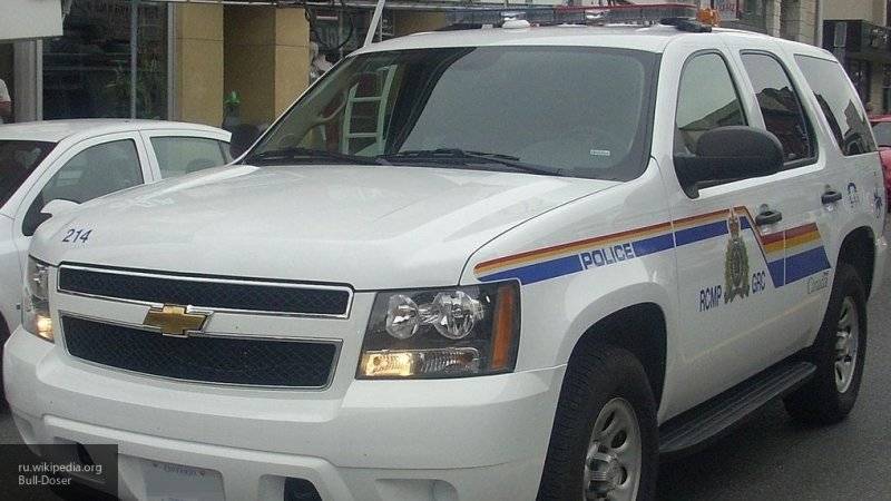 Полиция Торонто ведет поиск неизвестных, открывших стрельбу из автомобиля