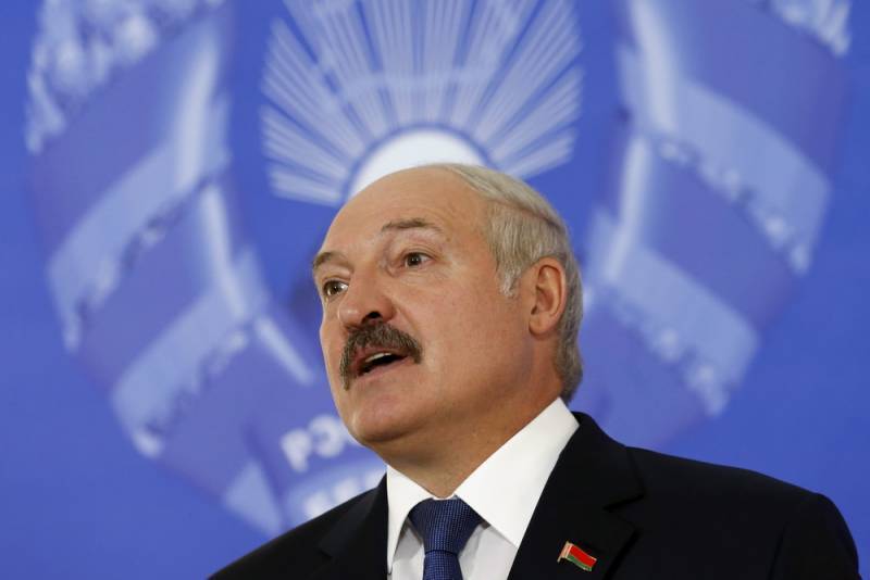 Лукашенко потребовал многомиллиардный аванс за транзит российской нефти