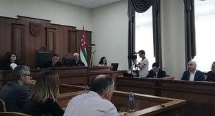 Процесс об отмене выборов главы Абхазии прерван после отвода судьям