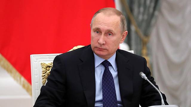 Путин назвал Минстрой центром ликвидации последствий паводков