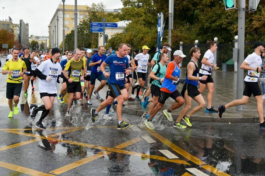 Около 30 тысяч человек примут участие в Московском марафоне