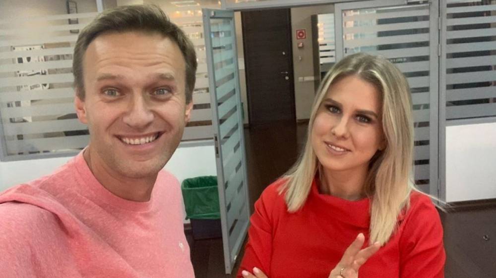 Навальный и Соболь продемонстрировали равнодушие к судьбе актера Устинова