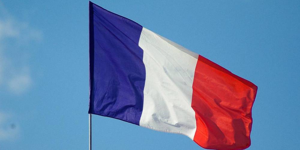 Франция готова участвовать в расследовании нападения на саудовские НПЗ