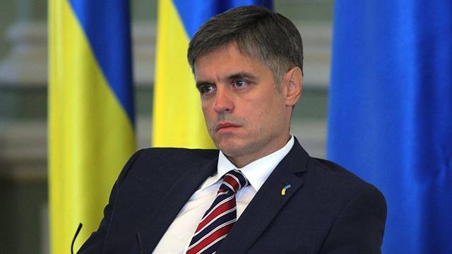 Глава МИД Украины заявил, что дал согласие на "формулу Штайнмайера"