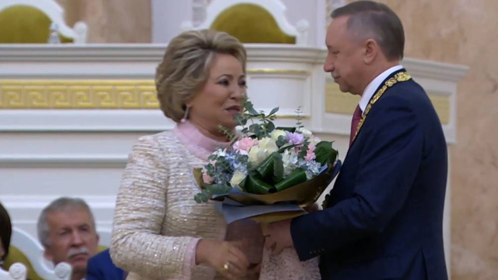 Матвиенко поздравила Беглова со вступлением в должность губернатора Петербурга