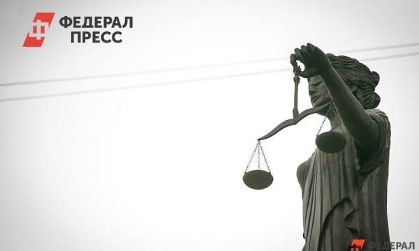 На Среднем Урале в тюрьму отправили экс-полицейских, заставивших задержанного приседать