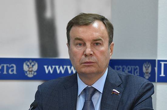 Зубарев предложил создать шорт-лист дефицитных профессий в России