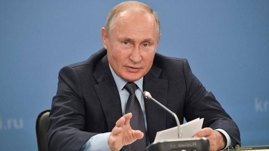 «Дима, отдай!» — Владимир Путин молниеносно отреагировал на жалобу об излишней бюрократизации