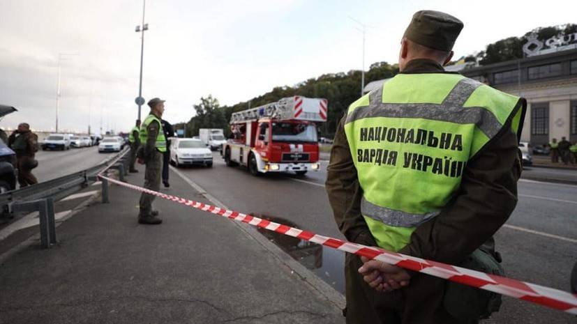Угрожавший взорвать мост в Киеве задержан