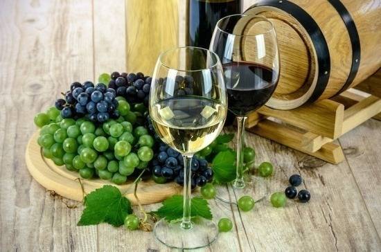 Госдума во втором чтении приняла законопроект о субсидиях для российских виноделов