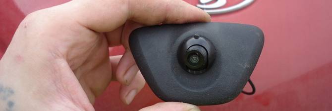 Беспроводная камера заднего вида – надежный и эффективный помощник при парковке!