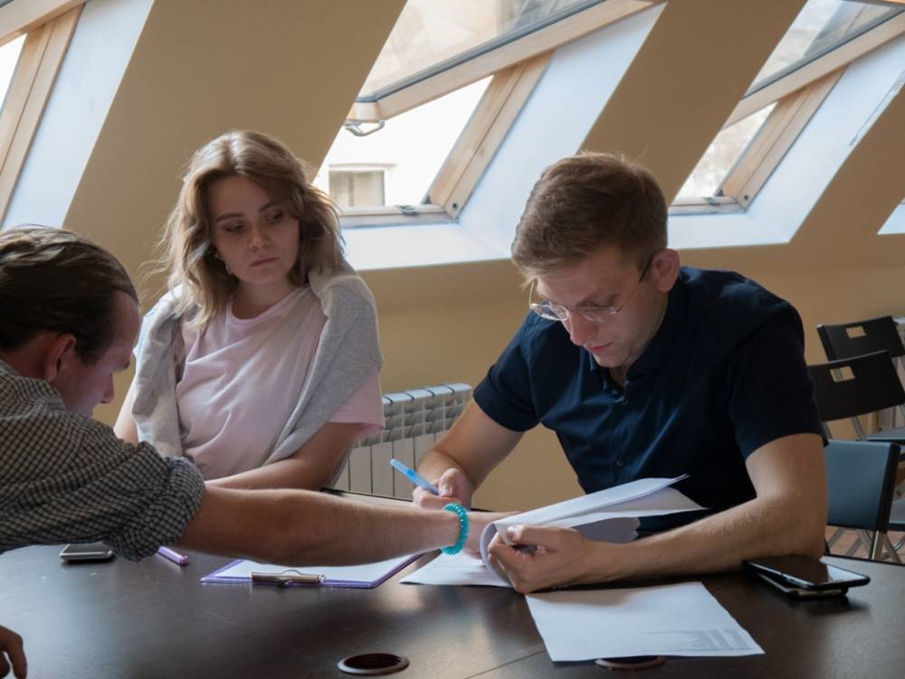 В Калининском районе Петербурга начали набор студентов и школьников в Молодежный совет