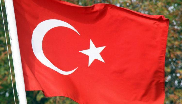 Дипломат рассказал о причинах гибели российских туристов в Турции
