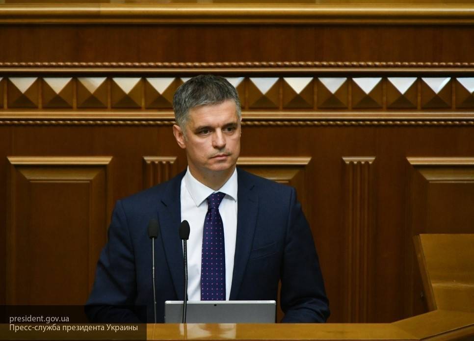 Украинский министр признал, что Западу трудно придерживаться санкций против РФ