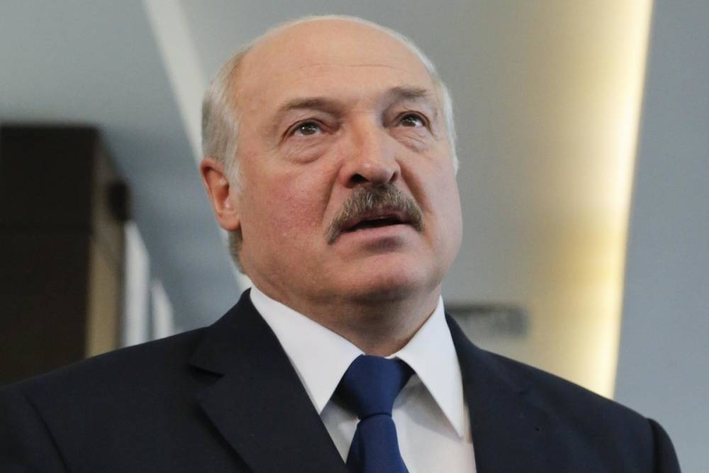Лукашенко призвал США урегулировать конфликт в Донбассе