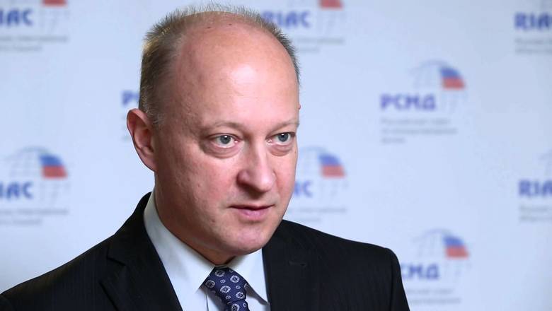 Андрей Кортунов: "Позиция Лукашенко по Донбассу особого значения не имеет"