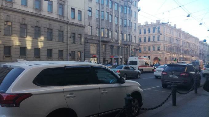 Сервис такси "Ситимобил" заработал в Петербурге раньше срока