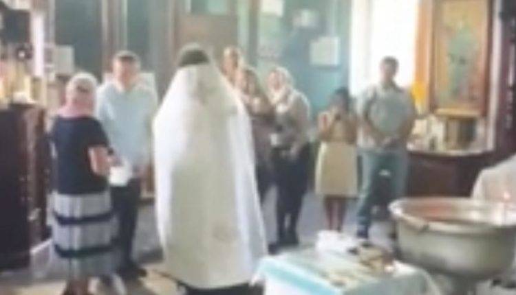 Прокуратура признала нарушения в крещении ребенка в Гатчине
