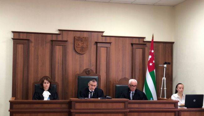 Суд о законности выборов президента Абхазии назначен на 19 сентября