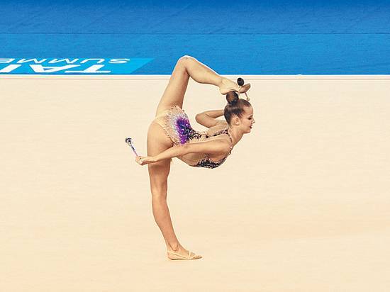 На чемпионате мира по художественной гимнастике поспорят российские близняшки