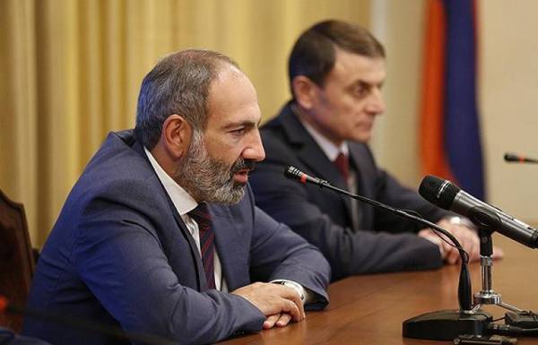 Пашинян обрёл главного советника в лице уволенного главы Полиции Армении