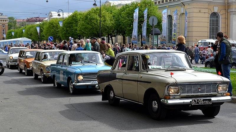 Власти Москвы призвали отказаться от поездок на автомобилях 22 сентября
