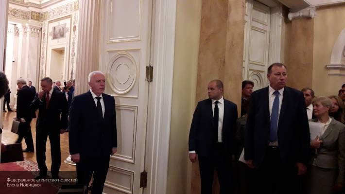 Александр Беглов официально вступает в должность губернатора Санкт-Петербурга