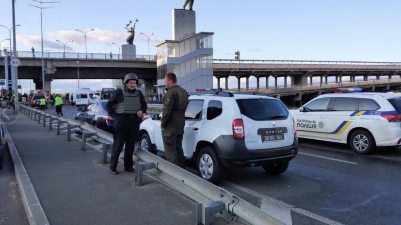 Ярослав Тракало - Опубликовано видео с задержанием угрожавшего взорвать мост в Киеве - russian.rt.com - Украина - Киев