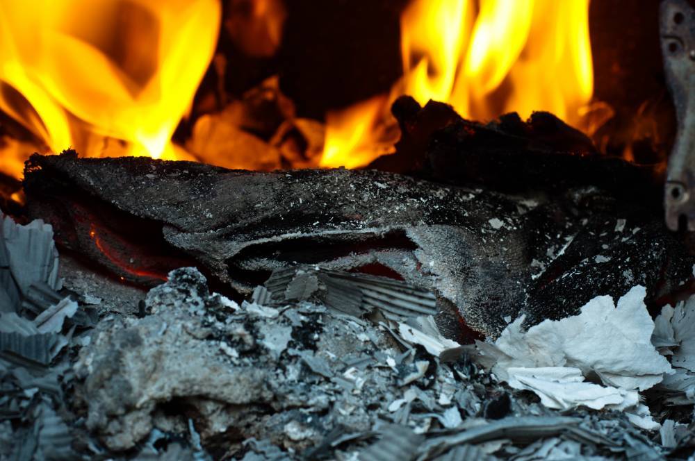 Американка сожгла свою квартиру, пытаясь избавиться от любовных писем