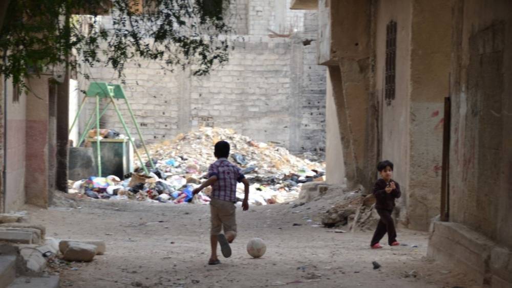 Сирия новости 19 сентября 12.30: ребенок погиб в Дамаске,  неизвестные самолеты атаковали иранское ополчение в Дейр-эз-Зоре
