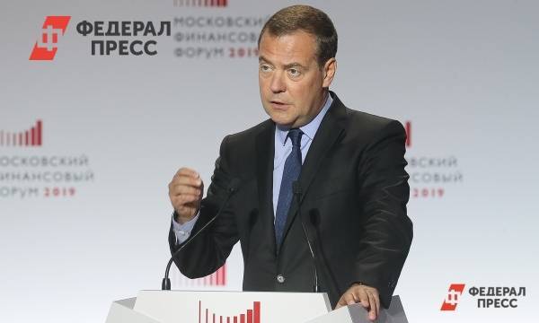 Медведев: на нацпроекты до 2022 года выделят 7 триллионов