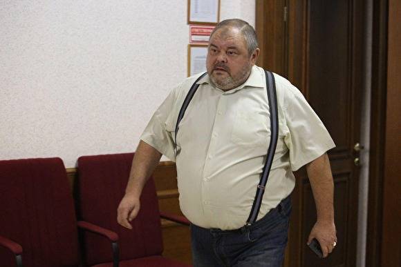 В Екатеринбурге начался процесс над экс-судьей, сына которого осудили за передачу взятки
