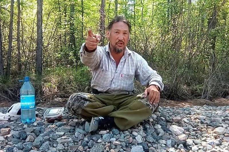 Полиция задержала якутского шамана, шедшего в Москву «изгонять Путина»