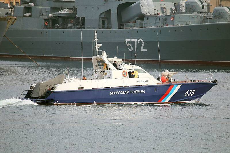 Пострадавшие при нападении рыбаков из КНДР российские пограничники доставлены в больницу