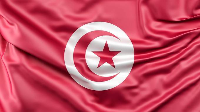 Во второй тур президентских выборов в Тунисе вышли кандидаты без опыта работы в политике