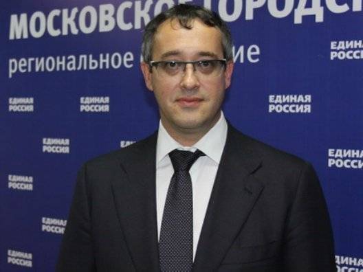 Спикер Мосгордумы Шапошников вновь избран на пост председателя гордумы. За него проголосовали и кандидаты от «Умного голосования»