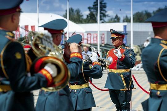 В парки Москвы войдут музыкальные войска разных стран мира
