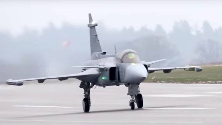 Истребители ВВС Чехии приступили к охране неба над прибалтийскими странами