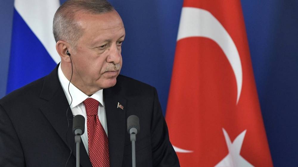 Эрдоган заявил о готовности начать новую операцию в Сирии к востоку от Евфрата