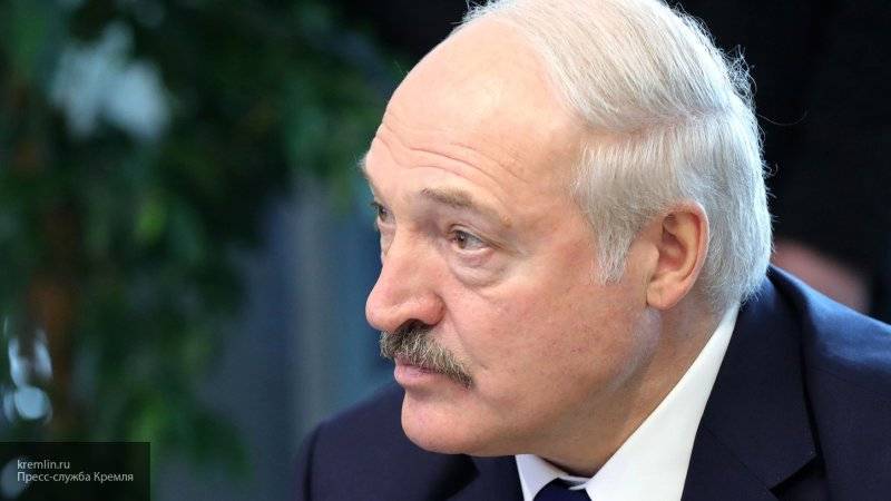 Лукашенко попросил белорусских производителей сахара "не страдать из-за России"