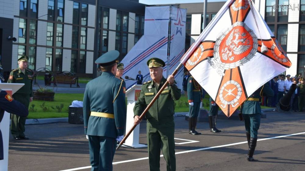 Замминистра обороны рассказал о развитии сети кадетских училищ в России