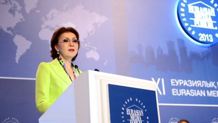 Дочь Назарбаева вновь избрана главой сената Казахстана